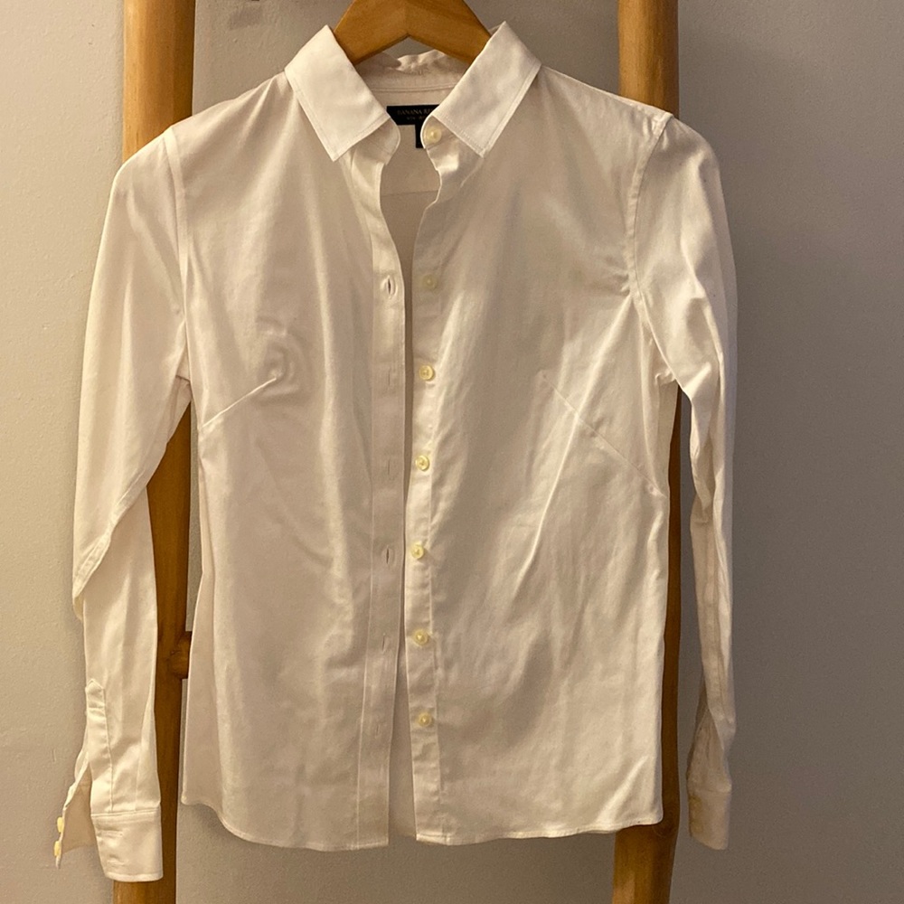 Banana Republic non iron fitted white shirt size 2